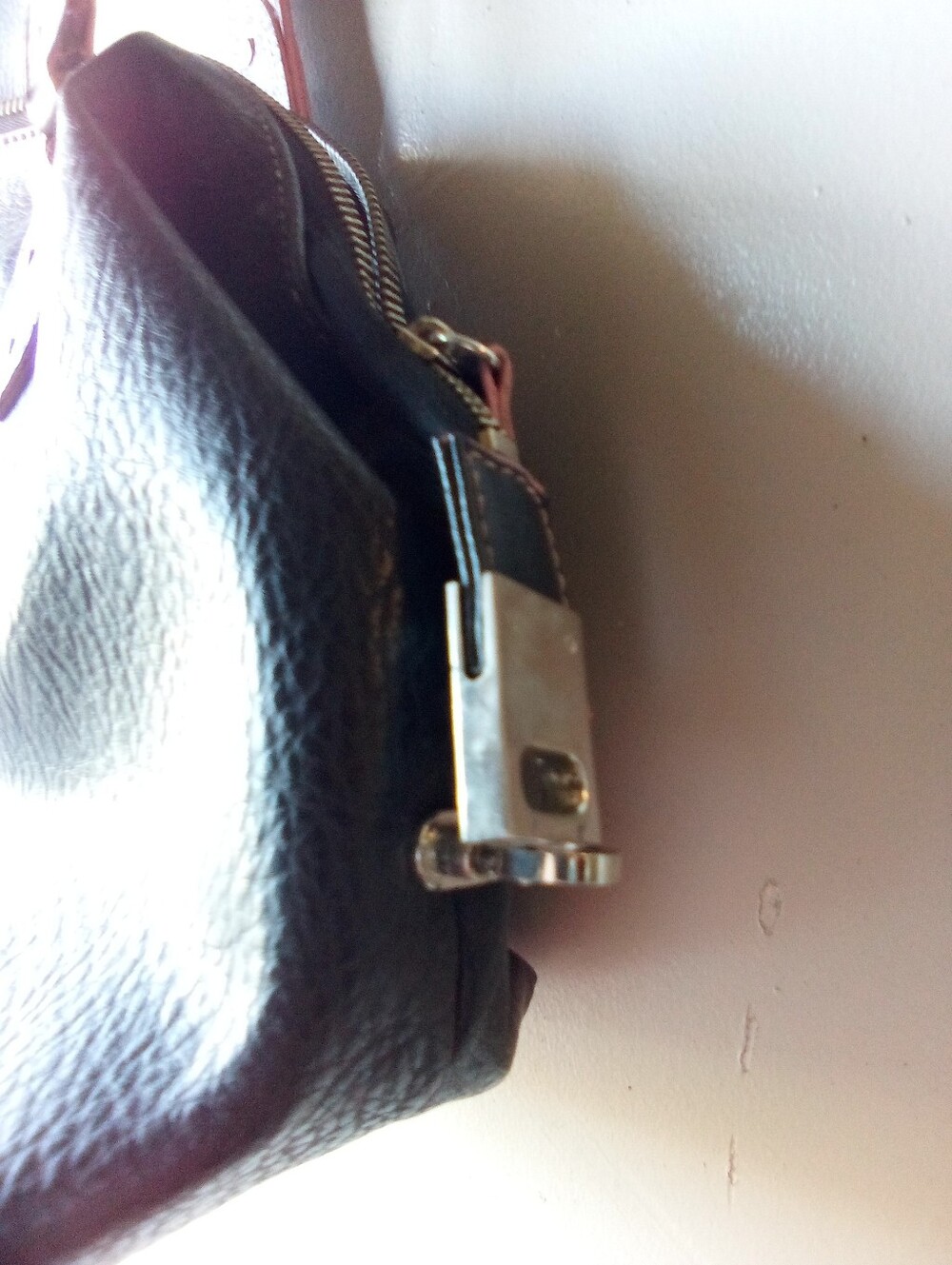 Matt & Nat Black Handbag with Pink Trim - Picture 3 of 3